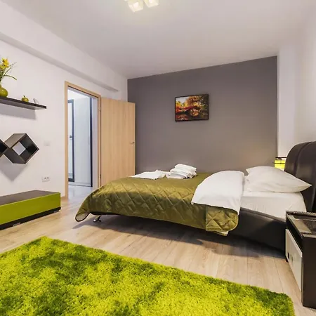 Апартаменти Green Studio *
