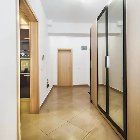 Green Studio Апартаменти Брашов